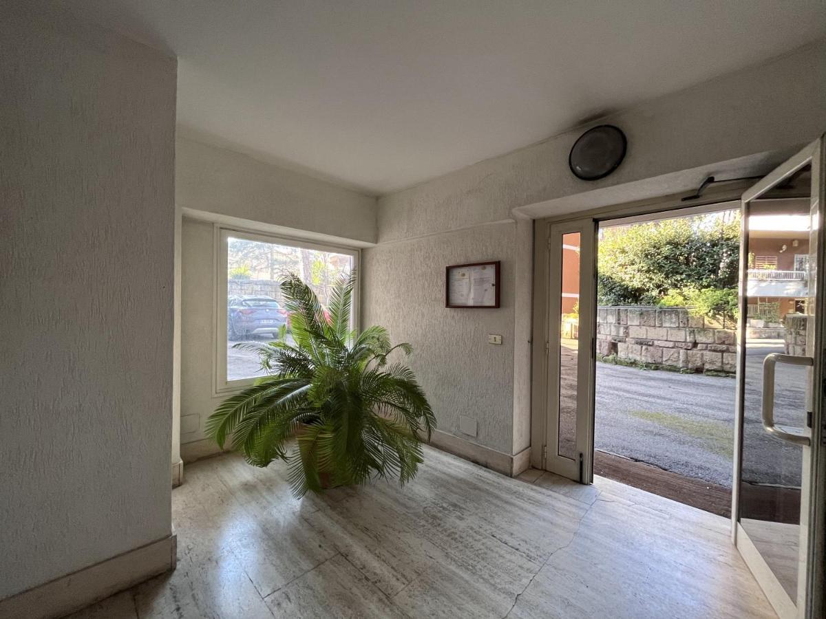 Monolocale A Mostacciano Apartment Rome Exterior photo